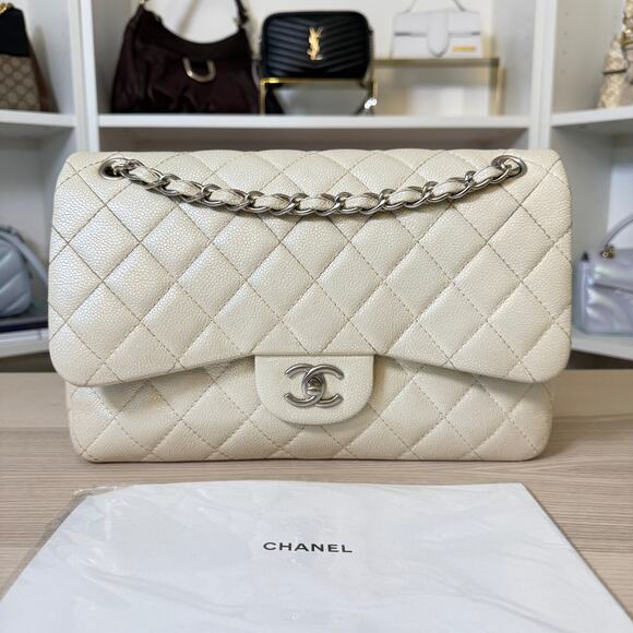 Chanel Pearly Caviar Quilted Jumbo Double Flap Dark White - Picture 1 of 16